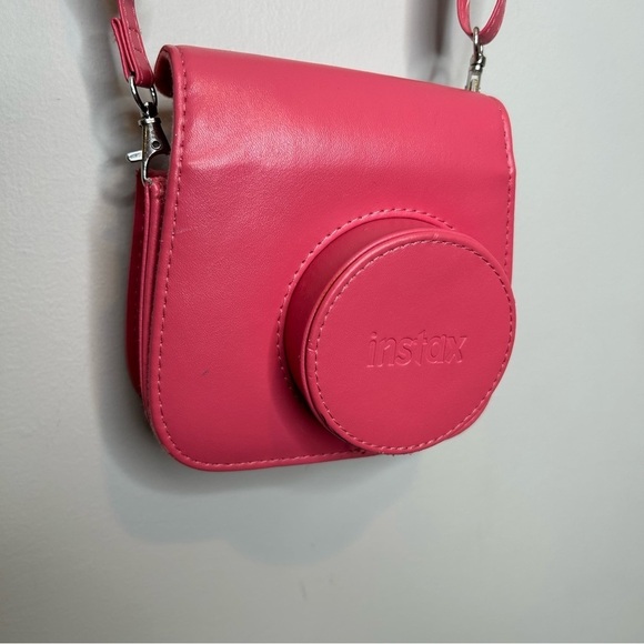 Instasize pink camera case - Picture 2 of 11